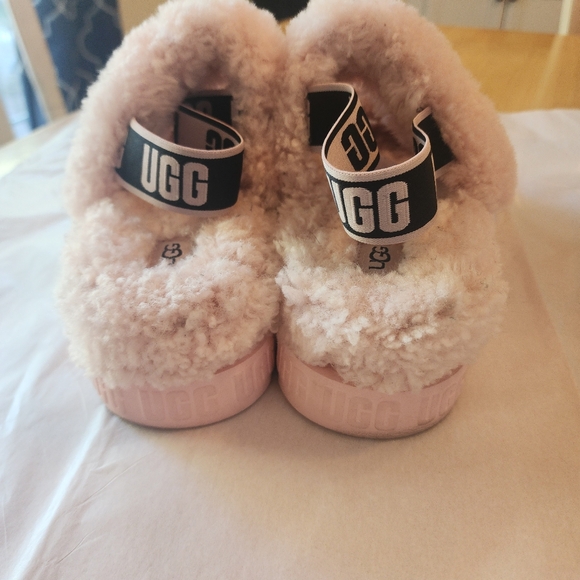 UGG slippers - Picture 4 of 11
